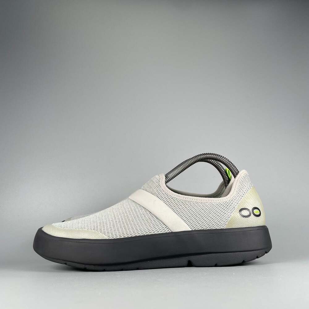 OOFOS OOmg eeZee Low Women’s Size 10 Gray Slip On Comfort Recovery Shoes Casual